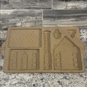 The Pampered Chef Stoneware Mold Gingerbread House Vintage 1992
